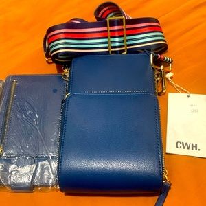 Cross body blue bag with adjustable strap
